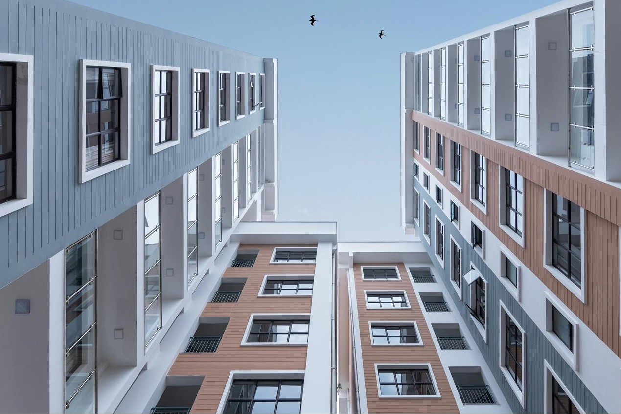 Standortberatung Automotive: Luftaufnahme Industriezone